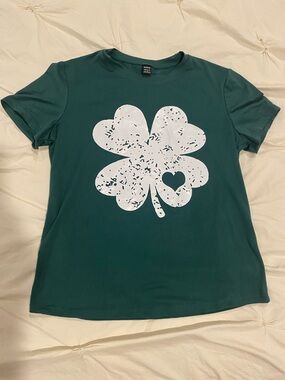Women’s St Patrick’s Day Graphic Shirt Size Medium WORN ONCE!